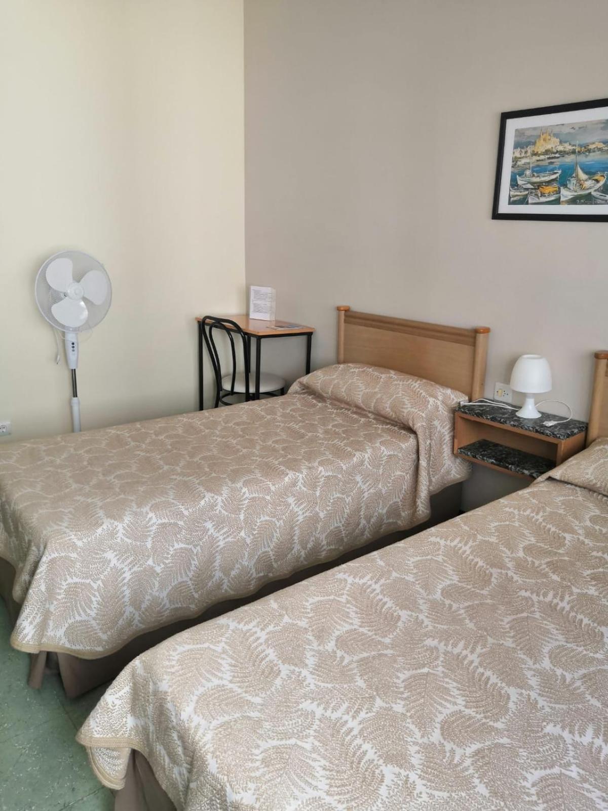 Guest house Torre Mar 3*
